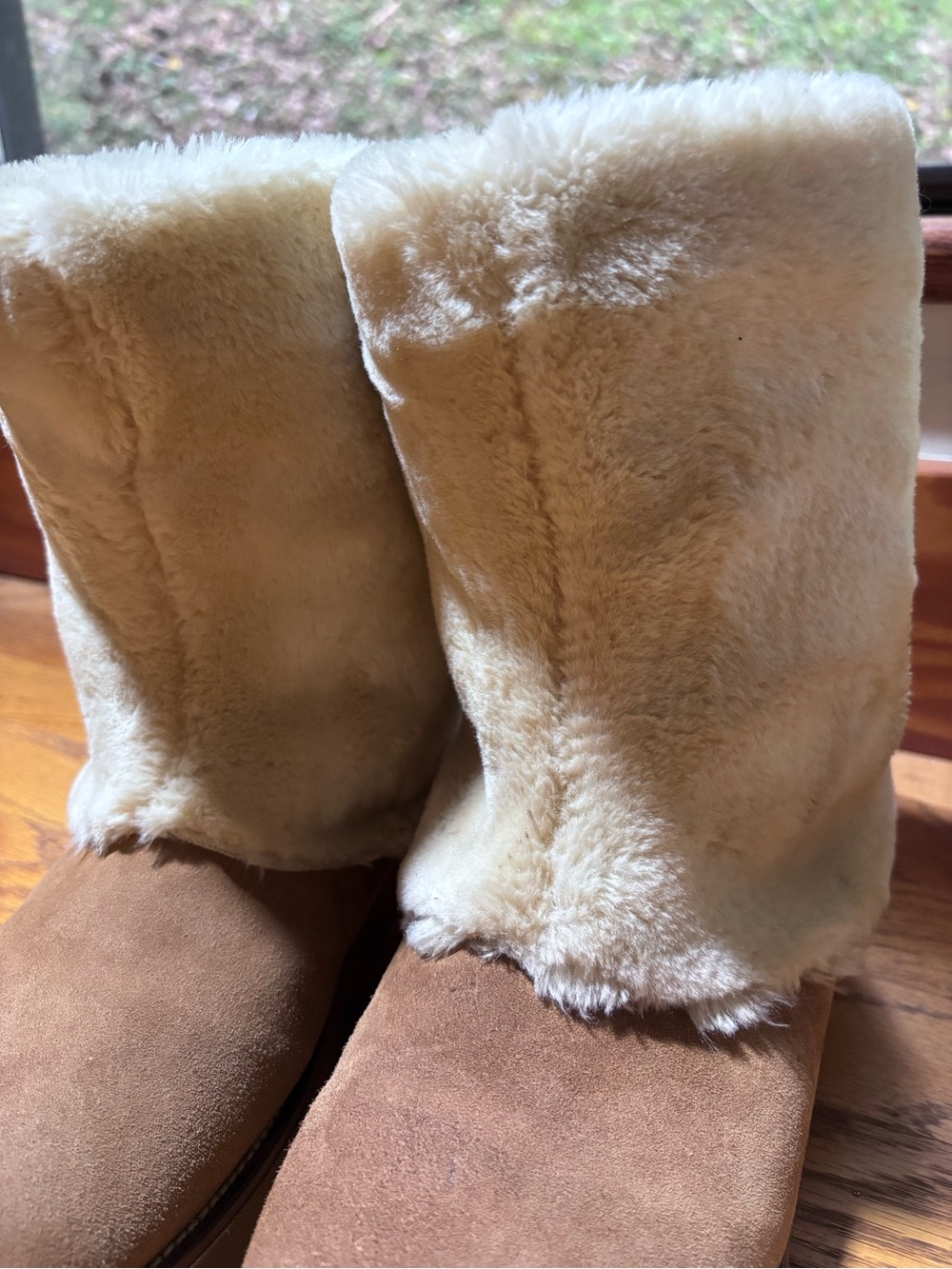 UGG Australia Fluff Boots Size 9 Chestnut Shearling Fur Winter Cozy Boots - Picture 2 of 15